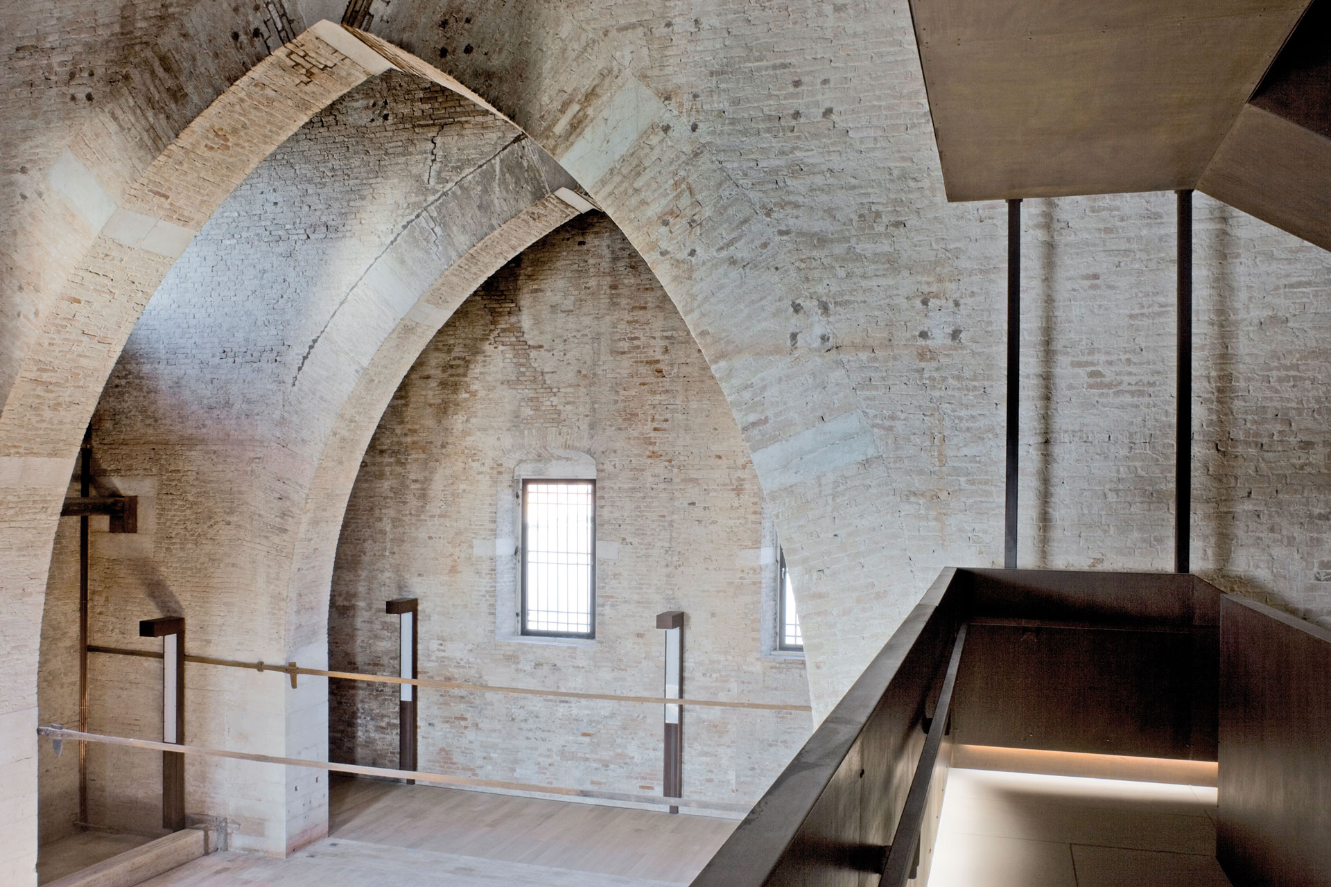 Re interpretazione architettonica dell'arsenale di venezia ...